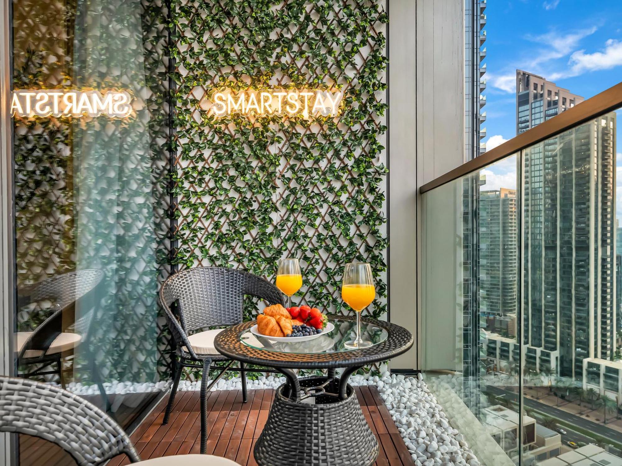 Smartstay At Grande Signature - Downtown Dubai City Views - Brand New Luxury Apartments Esterno foto